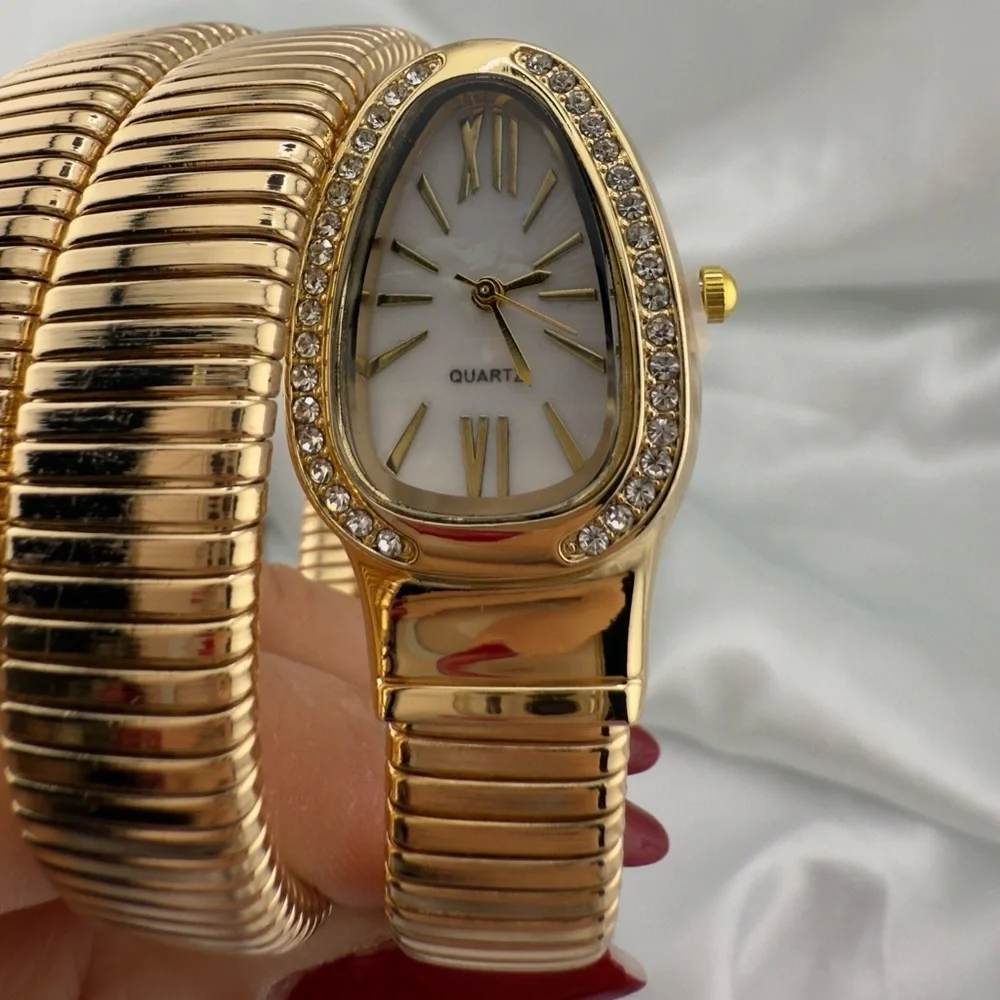 Classic Serpentine Serpent Snake Classic Gold Color Women's Watch White Stateme - Picture 6 of 7